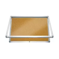 Rocada 3681V17EX kültéri vitrin, felnyíló polikarbonát ajtókkal, parafa felülettel, 4×A4